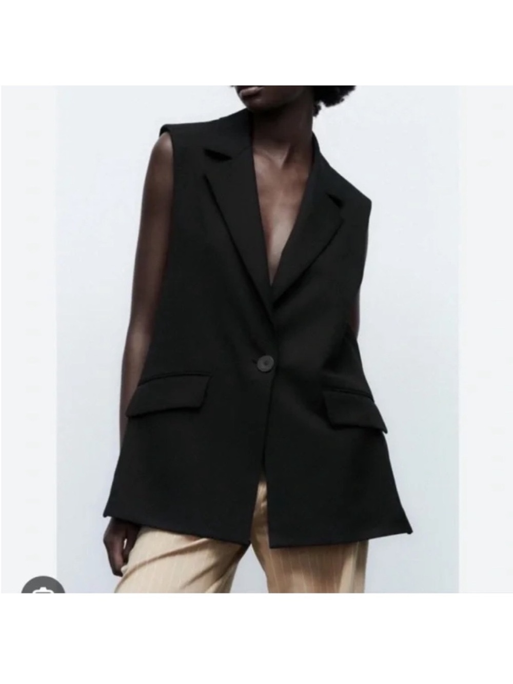 Zara Sleeveless Black Tailored Blazer